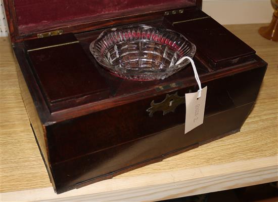 A Regency mahogany tea caddy